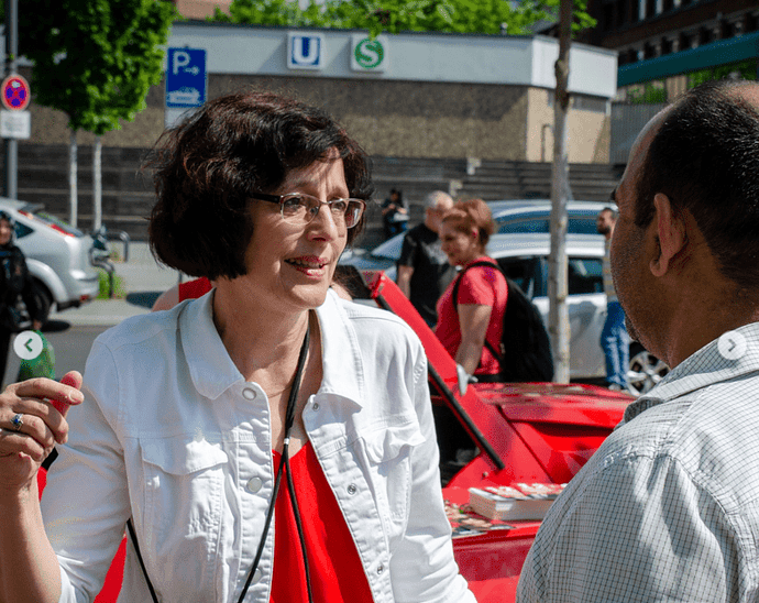 11.5. Europawahlkandidatin Claudia Walther im Stadtbezirk Chorweiler